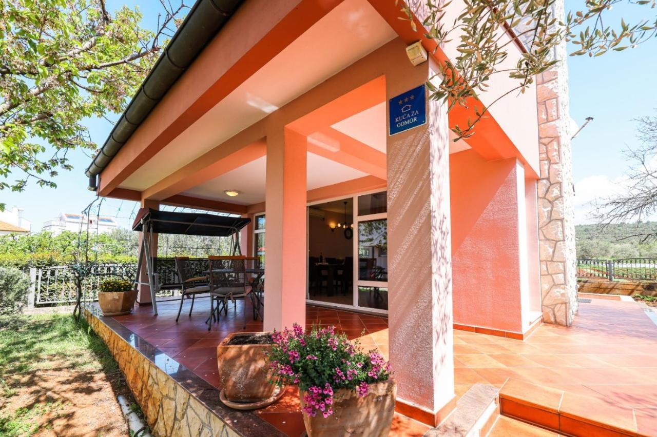Holiday Home Cvita Sukošan 외부 사진