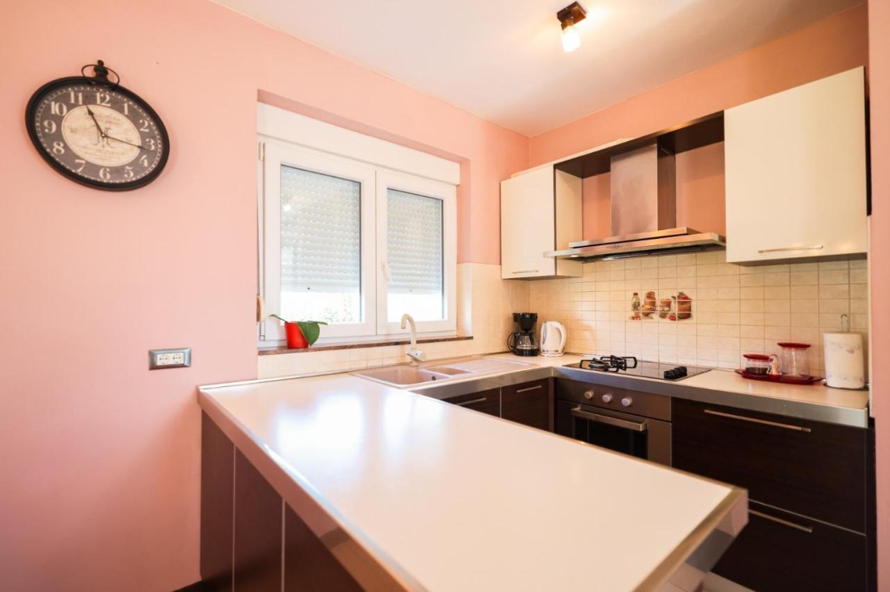 Holiday Home Cvita Sukošan 외부 사진